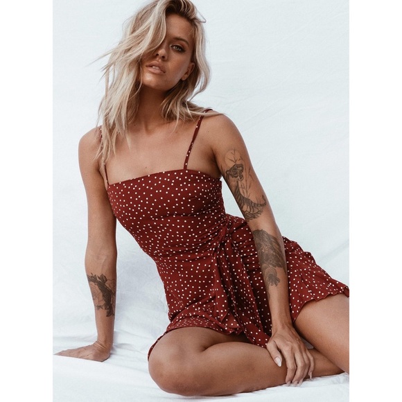 Princess Polly Caesura Mini Dress in Wine sz 4 - Picture 2 of 16